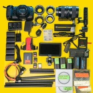 Black Magic Pocket Cinema Camera 4K + Sigma Art 18-35mm F1.8 con Rig e banco ottico batterie ssd samsung T5 filtri e molti accessori