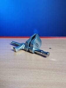 Cardellini clamp